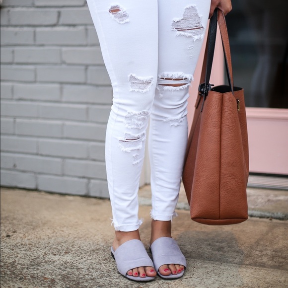 distressed white jeans - Picture 1 of 4